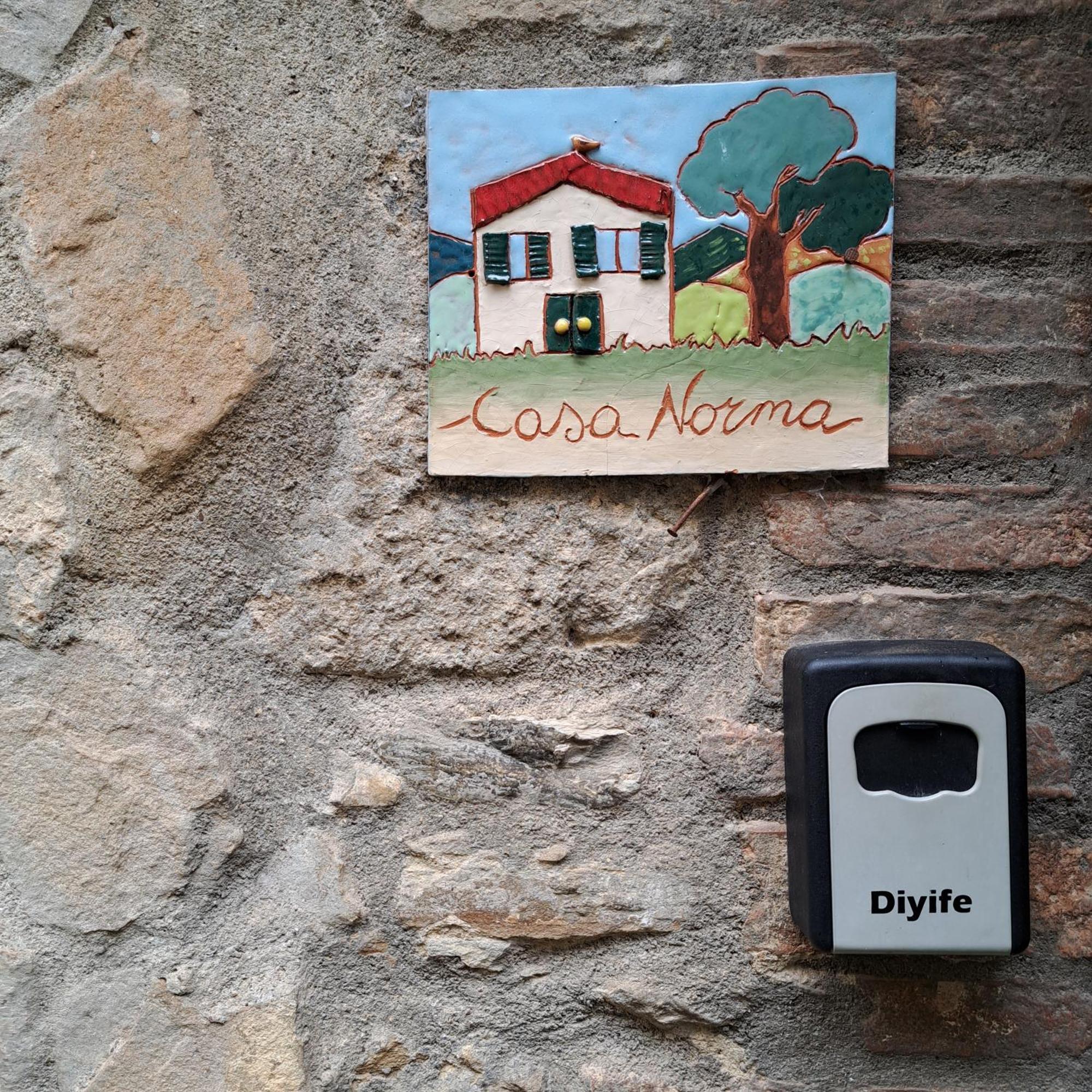 Ferienwohnung Antica Abitazione Con Vista Montagna Casa Norma Seggiano Exterior foto